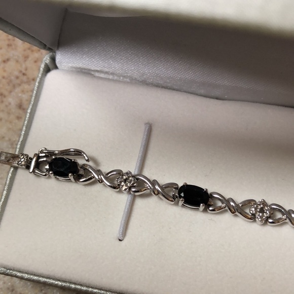 Sterling Silver stamped 925 Sapphire and diamond bracelet - Picture 5 of 13